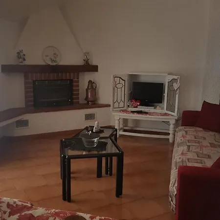 Holiday home Maison La Serchia